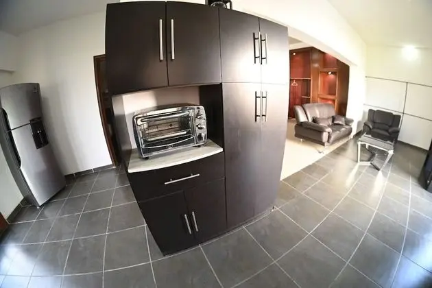 Oda, 1 Yatak Odası, Sigara İçilebilir, Buzdolabı