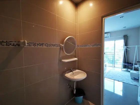 Standard Room with Shared Bathroom