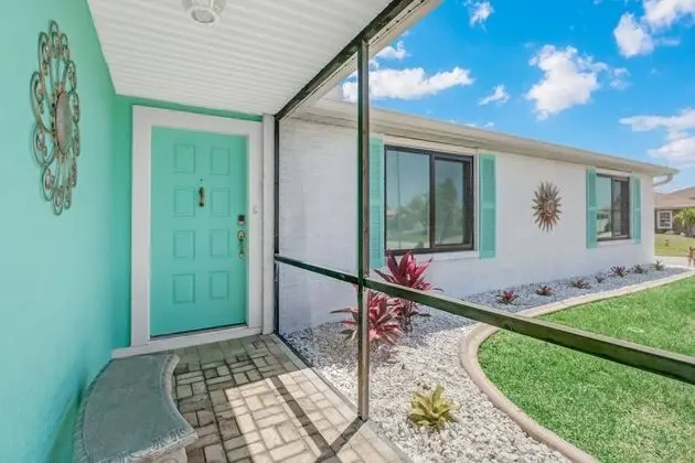 Ev (1322 SW 33rd St)