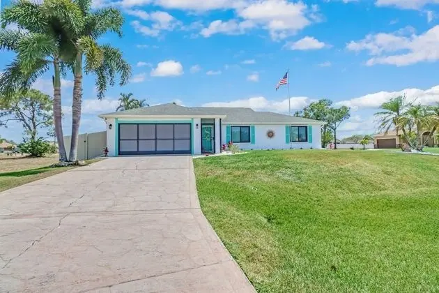 Ev (1322 SW 33rd St)