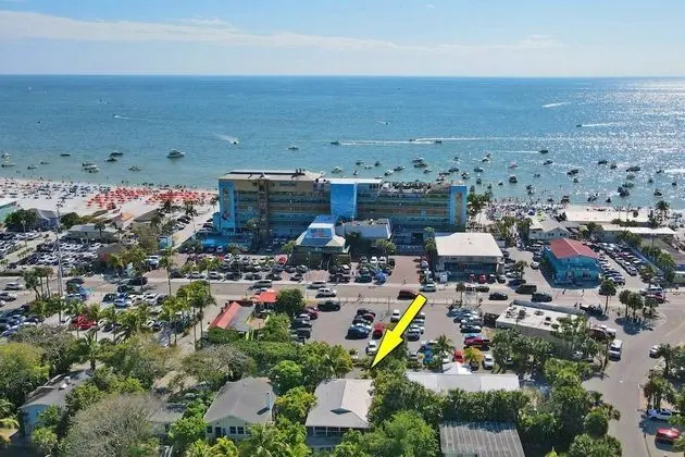 Daire (1335 Santos Rd-Upstairs Unit)