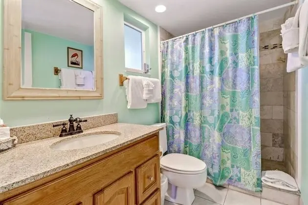 Daire (1335 Santos Rd-Upstairs Unit)