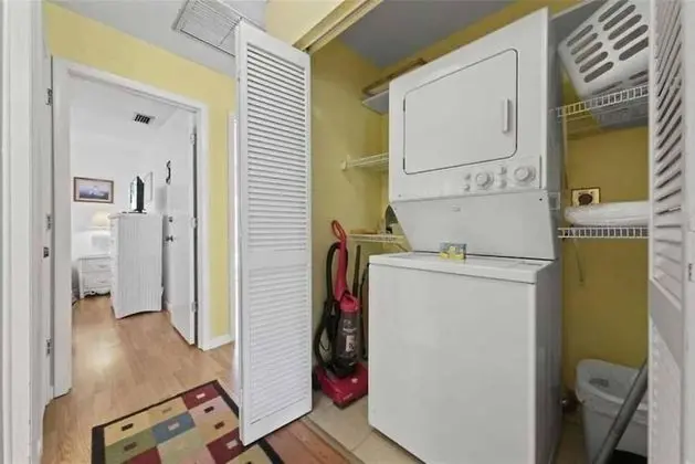 Daire (1335 Santos Rd-Upstairs Unit)