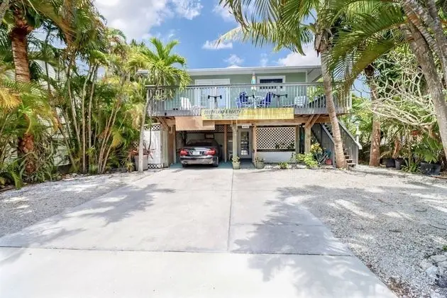 Daire (1335 Santos Rd-Upstairs Unit)
