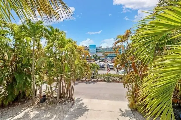 Daire (1335 Santos Rd-Upstairs Unit)