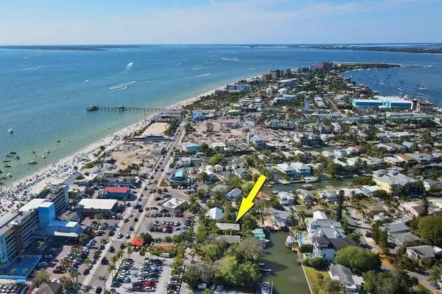 Daire (1335 Santos Rd-Upstairs Unit)