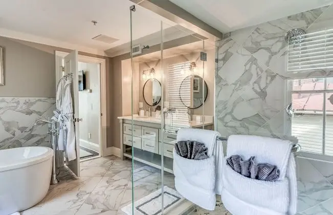 Premium Tek Kişilik Oda, Küvet, Şehir Manzaralı