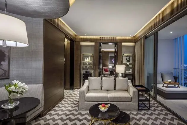 Ayutthaya Suites