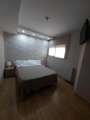 Basic Tek Büyük Yataklı Oda