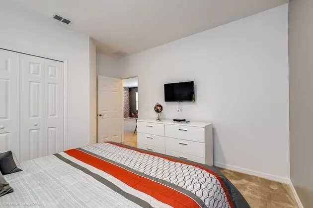 Ev (7013OWS 14 Bed 11 Bathroom)