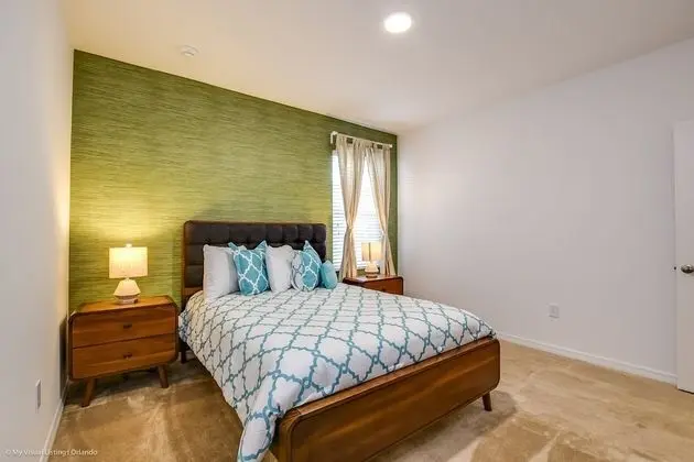 Ev (7013OWS 14 Bed 11 Bathroom)