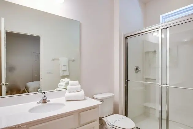 Ev (7013OWS 14 Bed 11 Bathroom)
