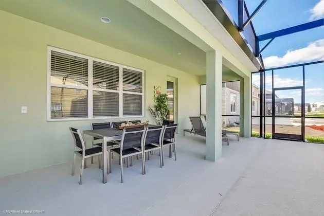 Ev (7013OWS 14 Bed 11 Bathroom)