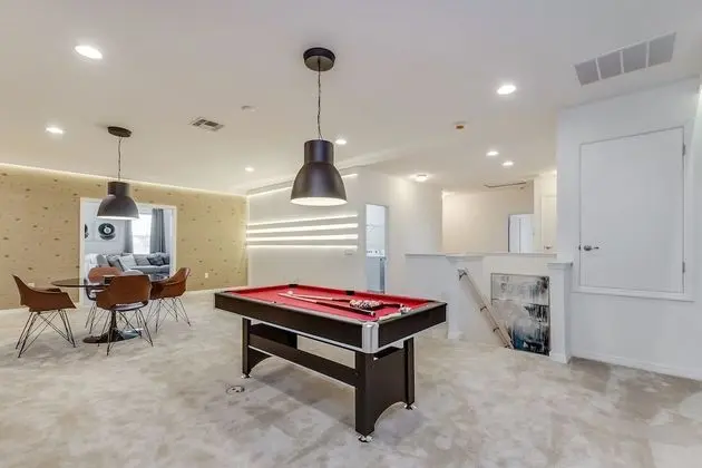 Ev (6004OGL 14 Bedroom 11 Bathrrom)