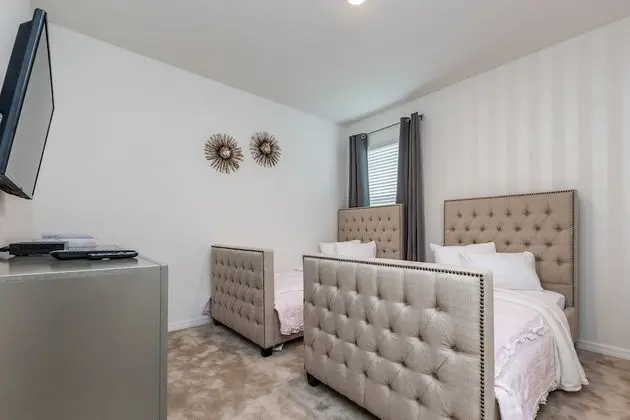 Ev (6004OGL 14 Bedroom 11 Bathrrom)