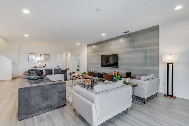 Ev (6004OGL 14 Bedroom 11 Bathrrom)