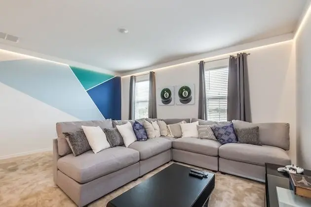 Ev (6004OGL 14 Bedroom 11 Bathrrom)