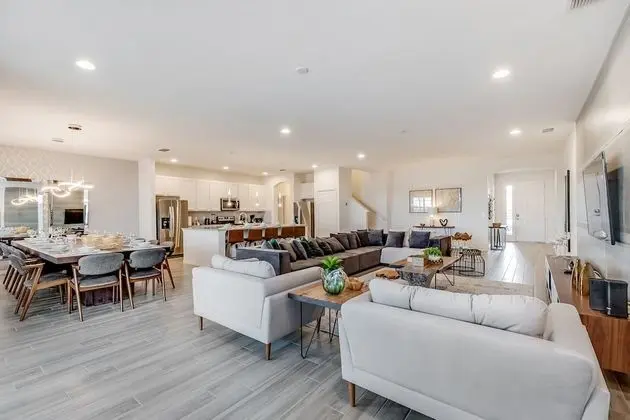 Ev (6004OGL 14 Bedroom 11 Bathrrom)