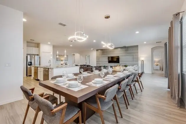 Ev (6004OGL 14 Bedroom 11 Bathrrom)
