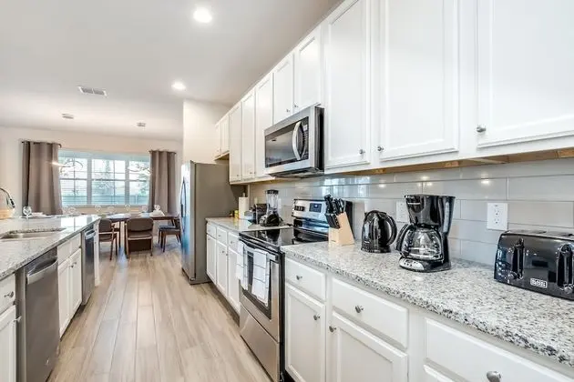 Ev (6004OGL 14 Bedroom 11 Bathrrom)