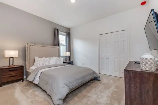 Ev (6004OGL 14 Bedroom 11 Bathrrom)