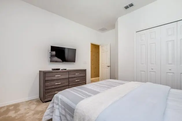 Ev (6004OGL 14 Bedroom 11 Bathrrom)