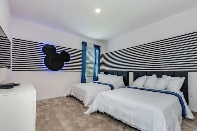 Ev (6004OGL 14 Bedroom 11 Bathrrom)