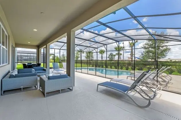 Ev (6004OGL 14 Bedroom 11 Bathrrom)