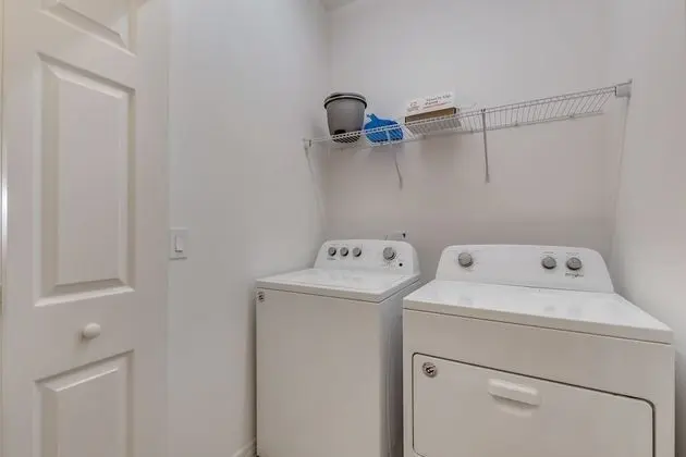 Ev (6004OGL 14 Bedroom 11 Bathrrom)