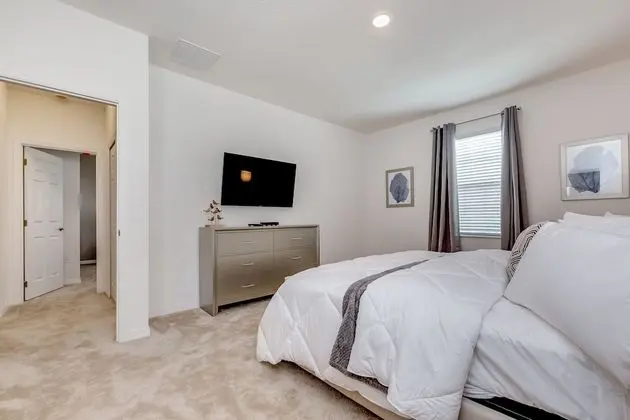 Ev (6004OGL 14 Bedroom 11 Bathrrom)