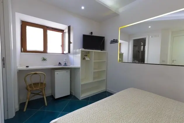 Economy Tek Büyük Yataklı Oda, 1 Yatak Odası, Engellilere Uygun, Avlu Manzaralı