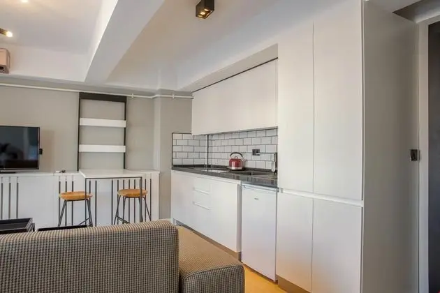 Grand Suit Daire 1+1 Balkonlu