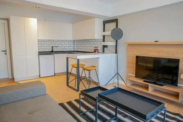 Grand Suit Daire 1+1 Balkonlu