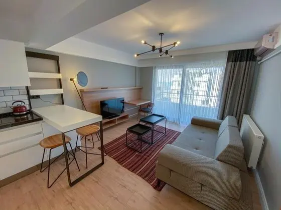 Grand Suit Daire 1+1 Balkonlu