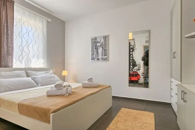 Standard Villa, 5 Yatak Odası (0351)