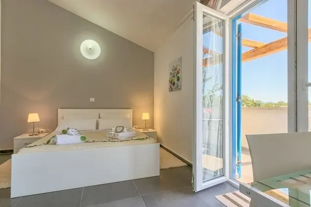 Standard Villa, 5 Yatak Odası (0351)