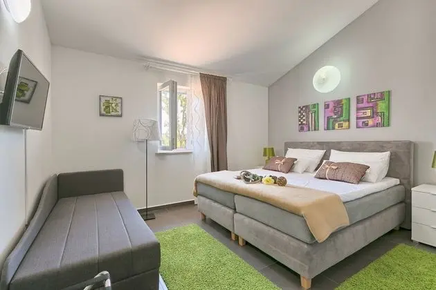 Standard Villa, 5 Yatak Odası (0351)