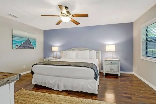 Ev (1410 SW 18Th Ter)