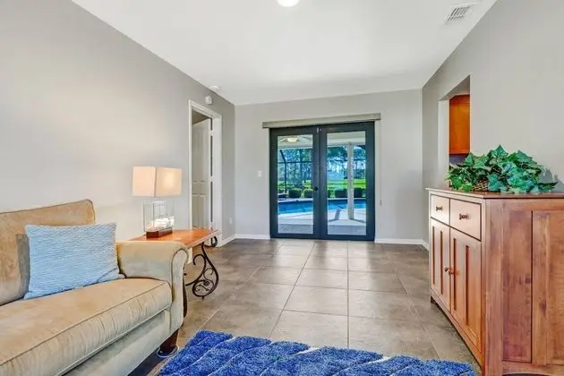 Ev (1410 SW 18Th Ter)
