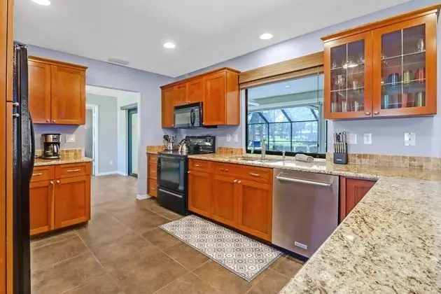 Ev (1410 SW 18Th Ter)