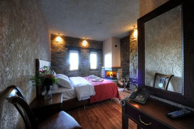 Tek Büyük Yataklı Oda