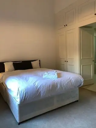 Basic Apart Daire, 1 Büyük (Queen) Boy Yatak, Sigara İçilmez, Şehir Manzaralı