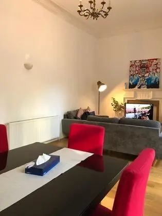 Basic Apart Daire, 1 Büyük (Queen) Boy Yatak, Sigara İçilmez, Şehir Manzaralı