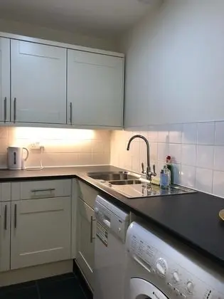 Basic Apart Daire, 1 Büyük (Queen) Boy Yatak, Sigara İçilmez, Şehir Manzaralı