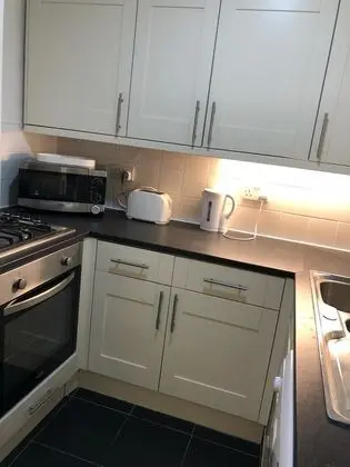 Basic Apart Daire, 1 Büyük (Queen) Boy Yatak, Sigara İçilmez, Şehir Manzaralı