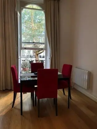 Basic Apart Daire, 1 Büyük (Queen) Boy Yatak, Sigara İçilmez, Şehir Manzaralı