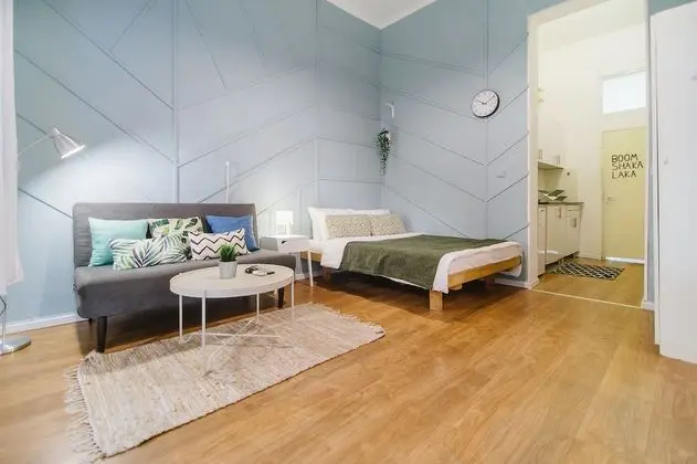 Studio with Kitchen and Balcony