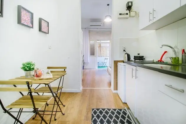 Studio with Kitchen and Balcony