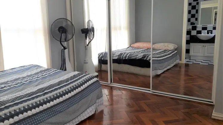Premium Tek Büyük Yataklı Oda, Banyolu/Duşlu