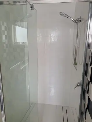 Premium Tek Büyük Yataklı Oda, Banyolu/Duşlu